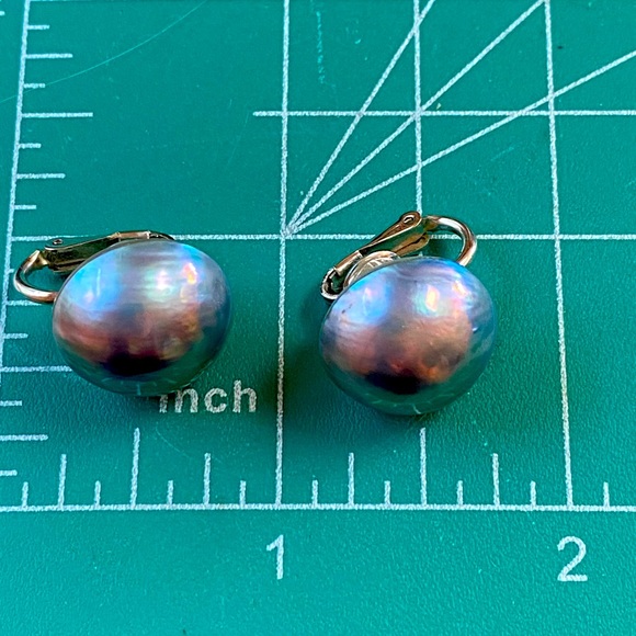 Jewelry Vintage Pair Black Mabe Pearl Clip On Earrings Poshmark
